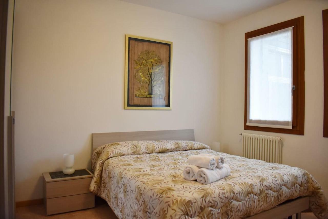 Comfy 2 Bedrooms And Free Parking - Quite Area * Favaro Veneto