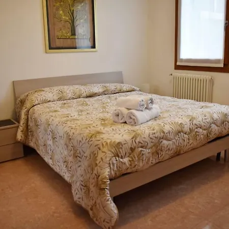 Comfy Apt 2 Bedrooms And Free Parking - Quite Area Favaro Veneto Exterior foto