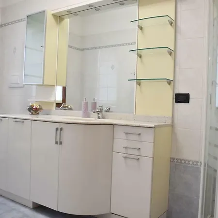 Comfy Apt 2 Bedrooms And Free Parking - Quite Area Favaro Veneto Exterior foto