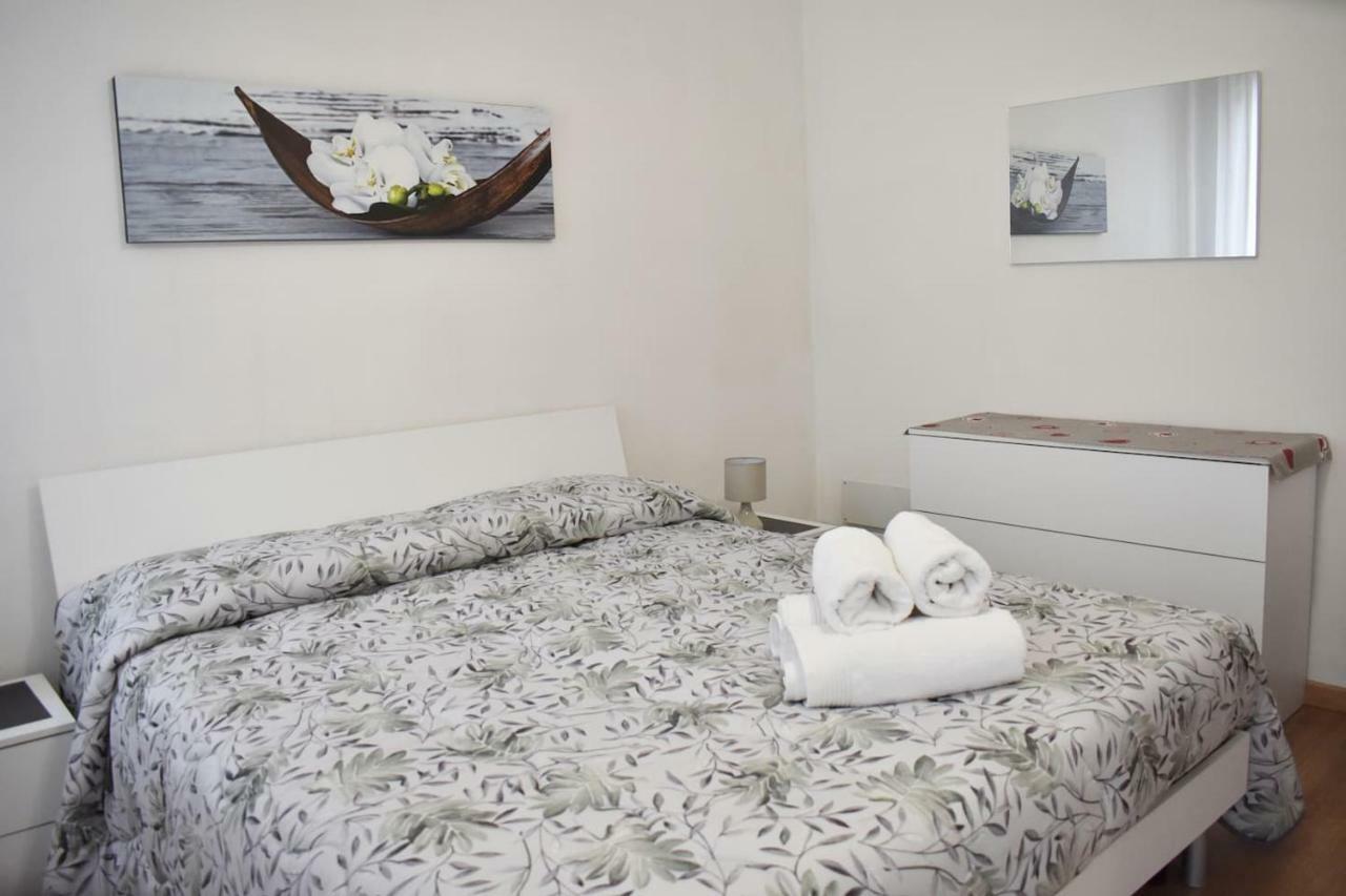 Comfy 2 Bedrooms And Free Parking - Quite Area *